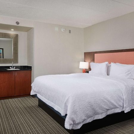 Hampton Inn Fairfax City Buitenkant foto
