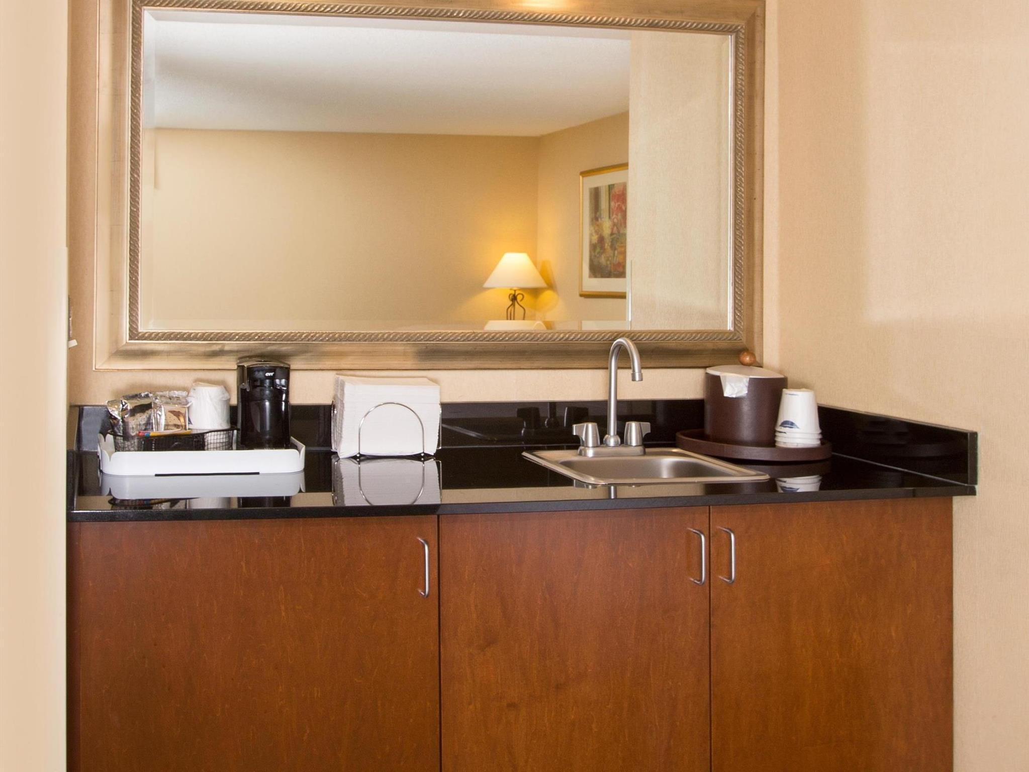 Hampton Inn Fairfax City Buitenkant foto
