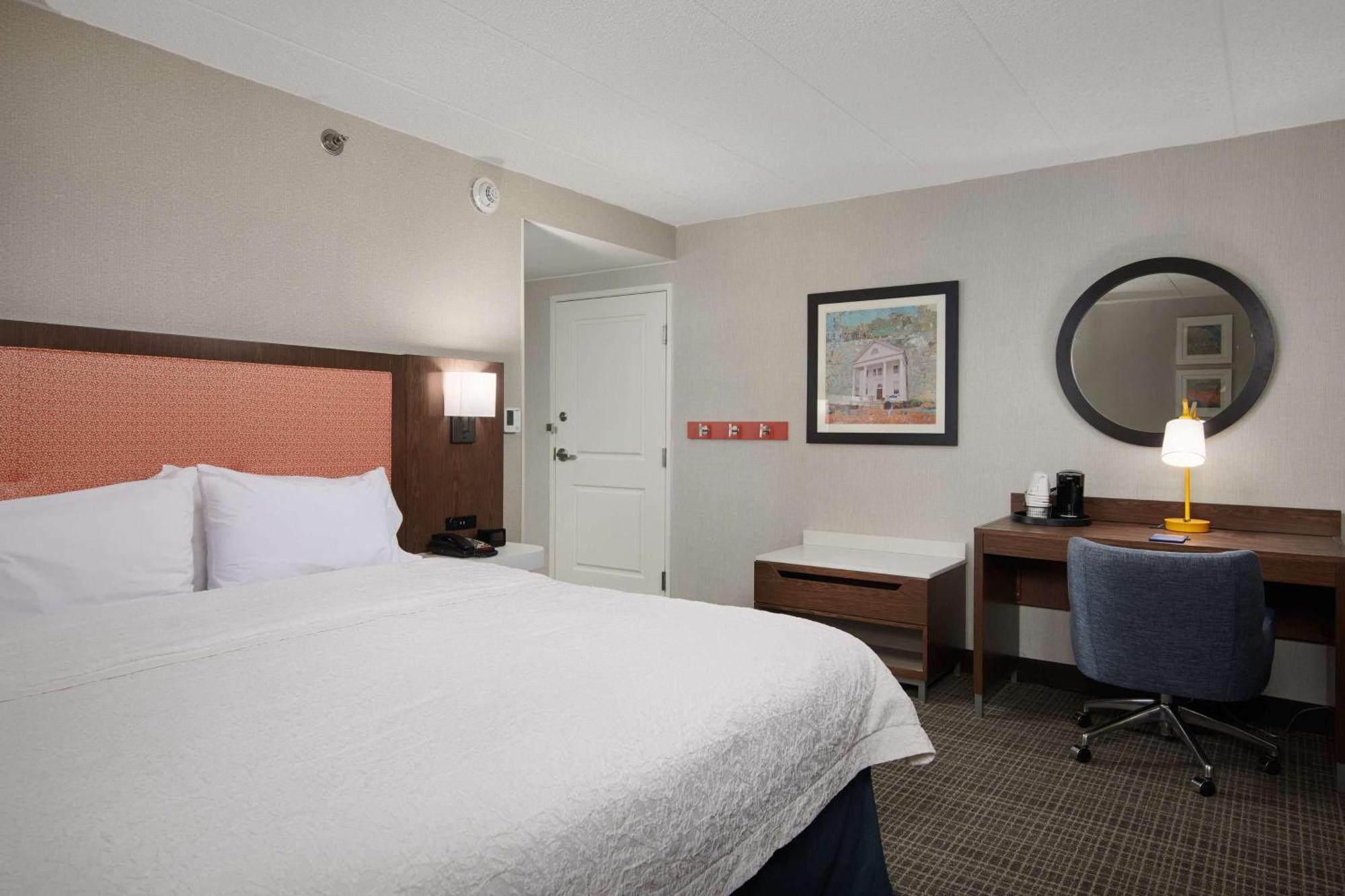 Hampton Inn Fairfax City Buitenkant foto